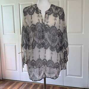 Sara Michelle Blouse Womens XL Black Cream Paisley Metallic Stripe Tie Sleeve